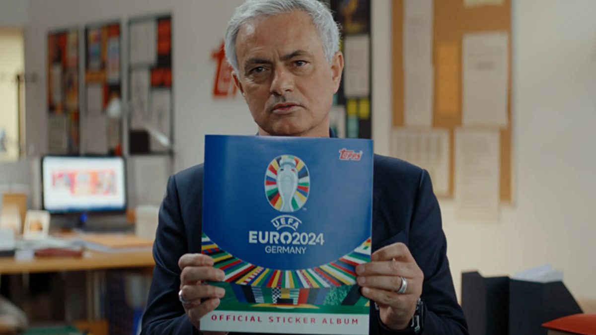Topps Collection d'autocollants officiels Euro 2024 - Contient 54 autocollants Euro 2024