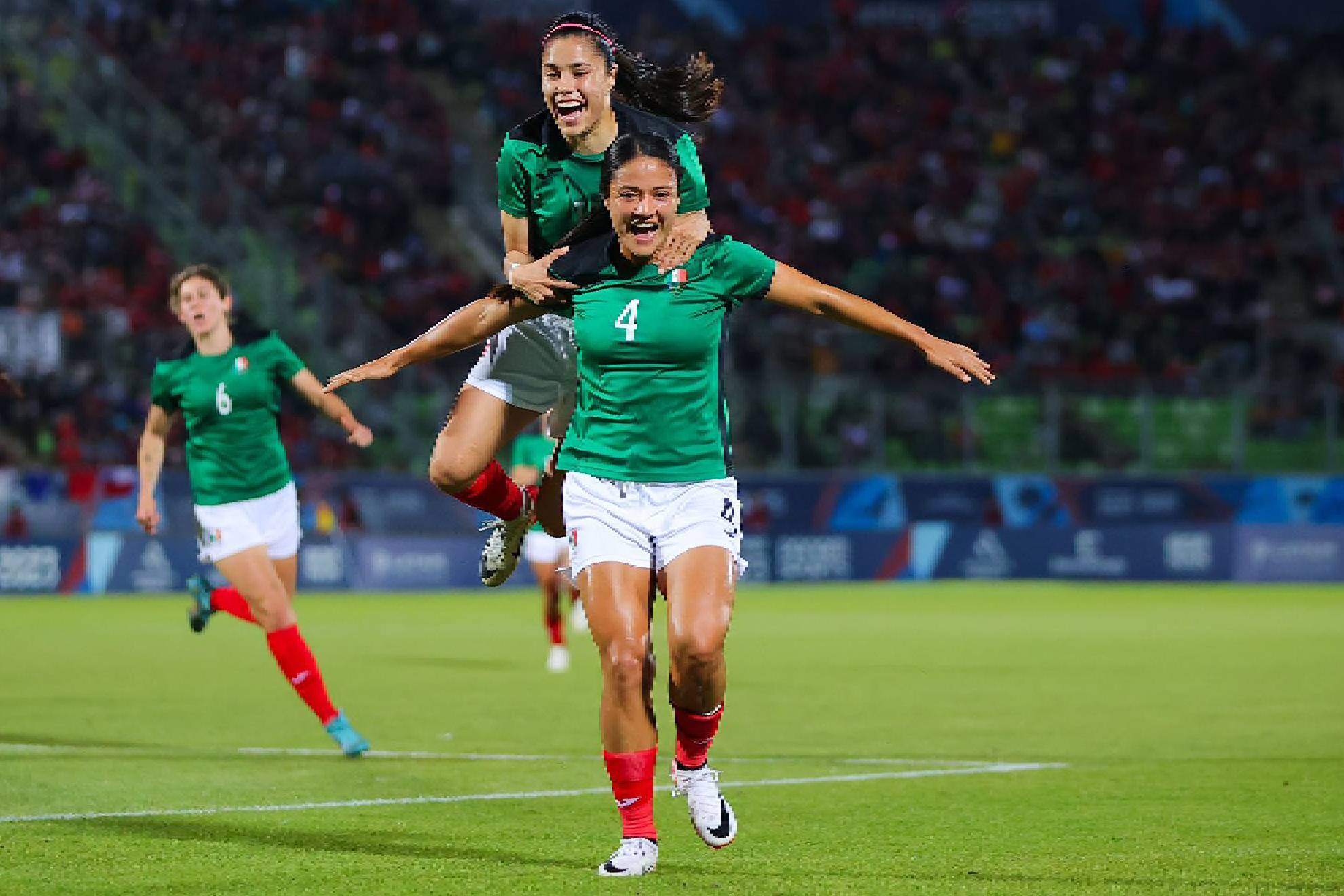 La Selección Mexicana Femenl consiguió por primera vez el oro en los Juegos Panamericanos. MISELECCIONFEM