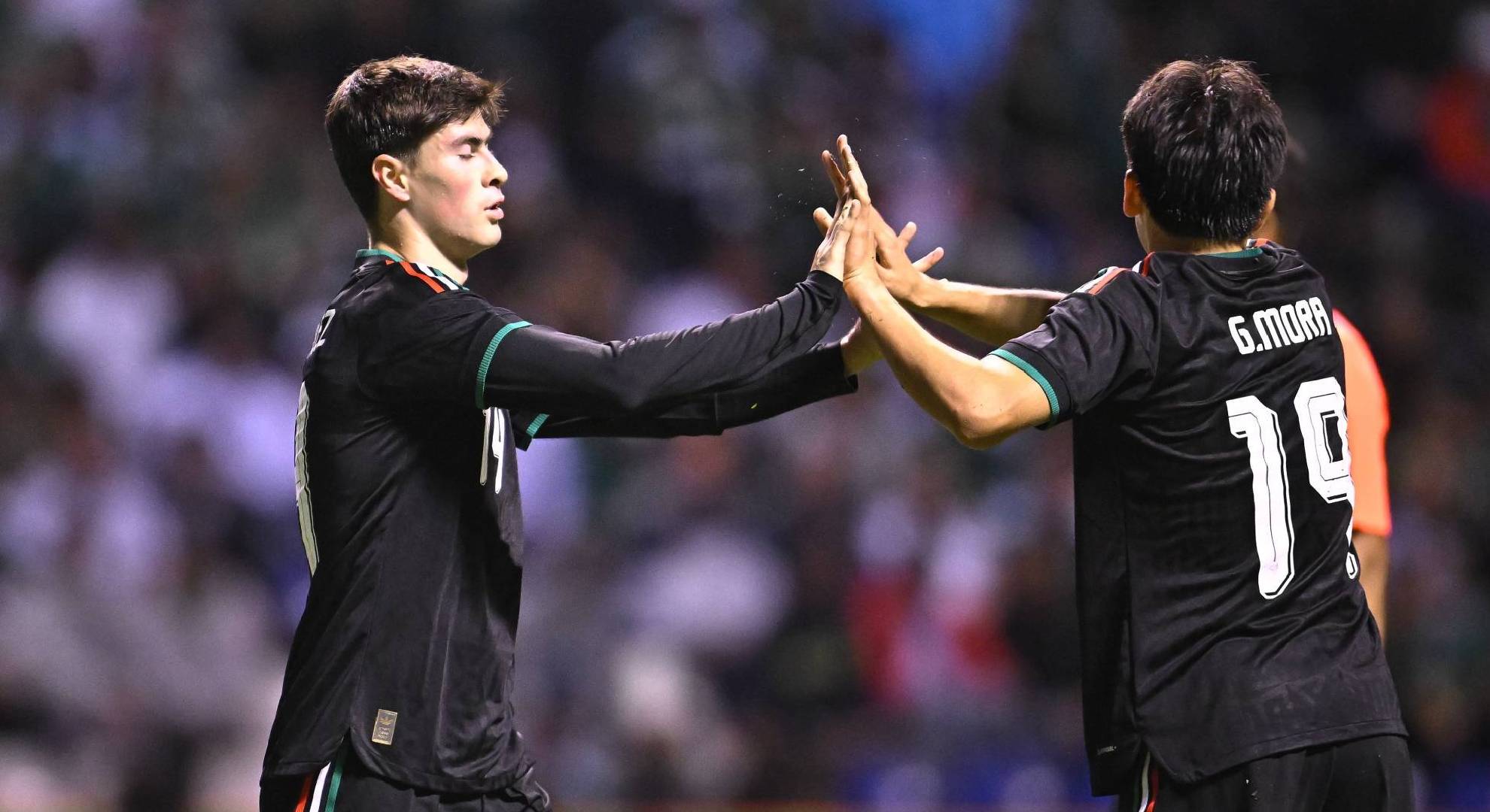 Hormiga González & Gil Morra / Mexsport