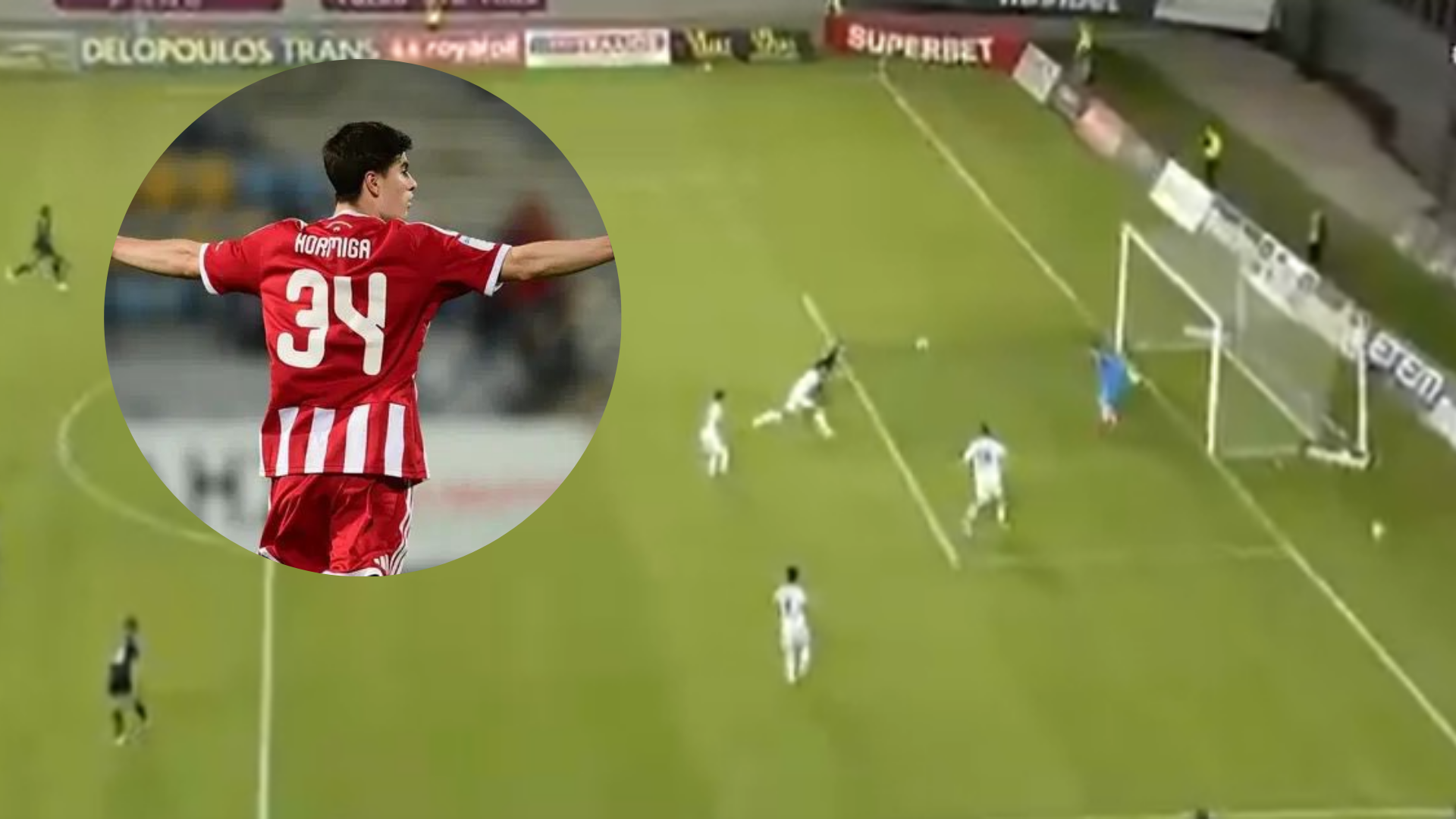 Hormiga González se perdió una clara de gol. / ESPECIAL