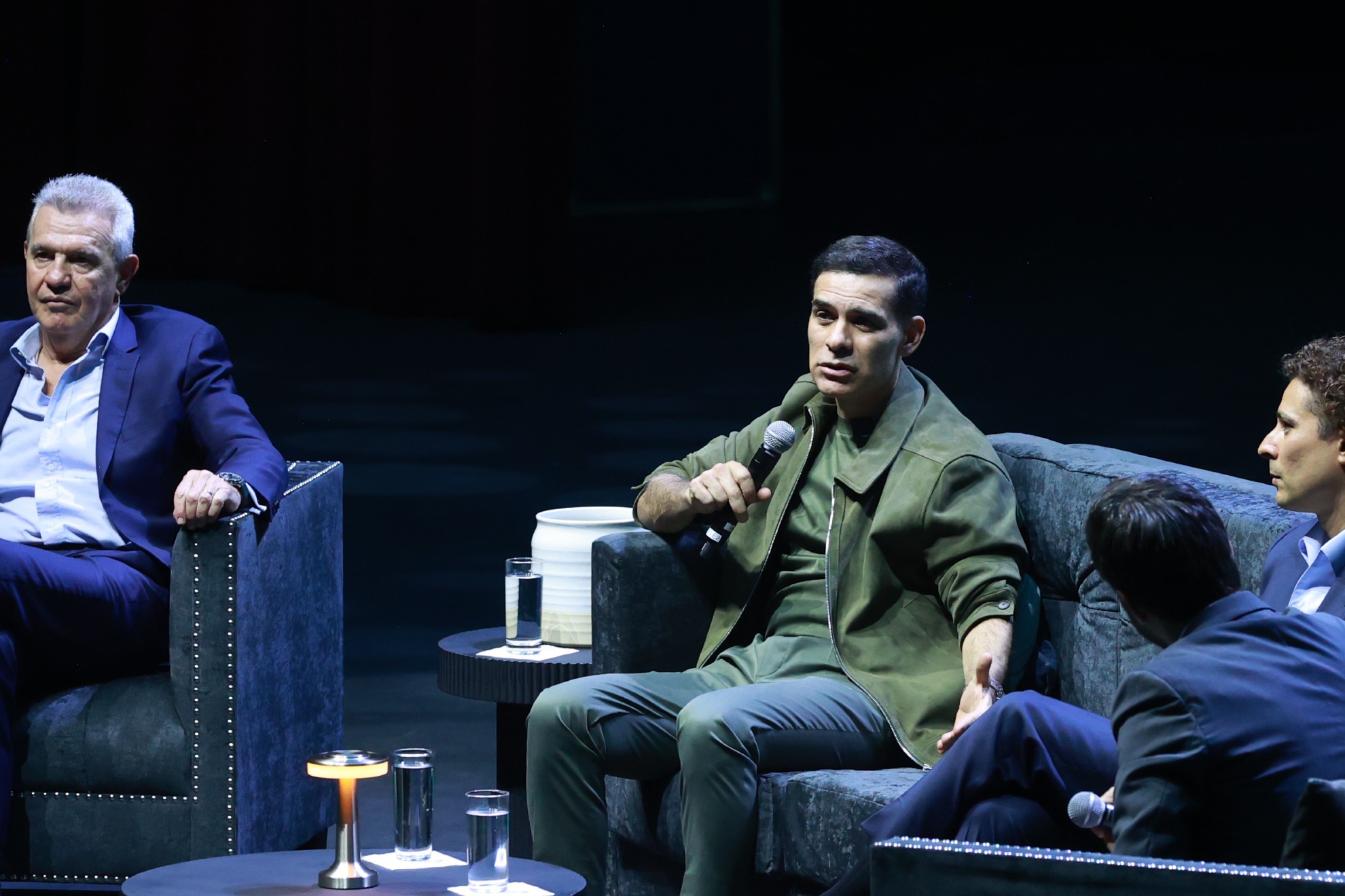 Javier Aguirre, Rafa Márquez y Memo Ochoa en el encuentro 'México Siglo XXI' EFE /
