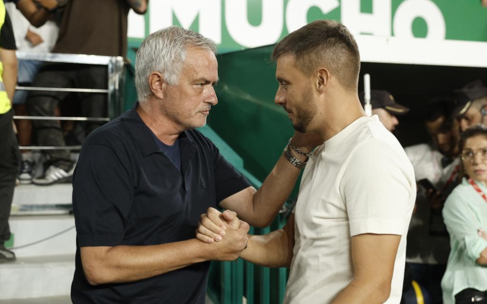 Mourinho y Anselmi. EFE