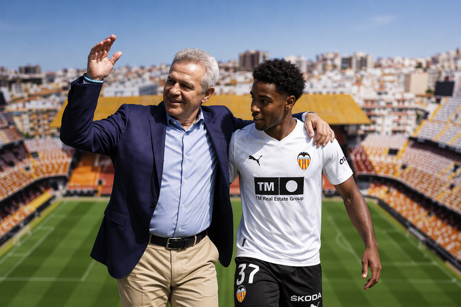 Javier Aguirre y Aarón Mayol.