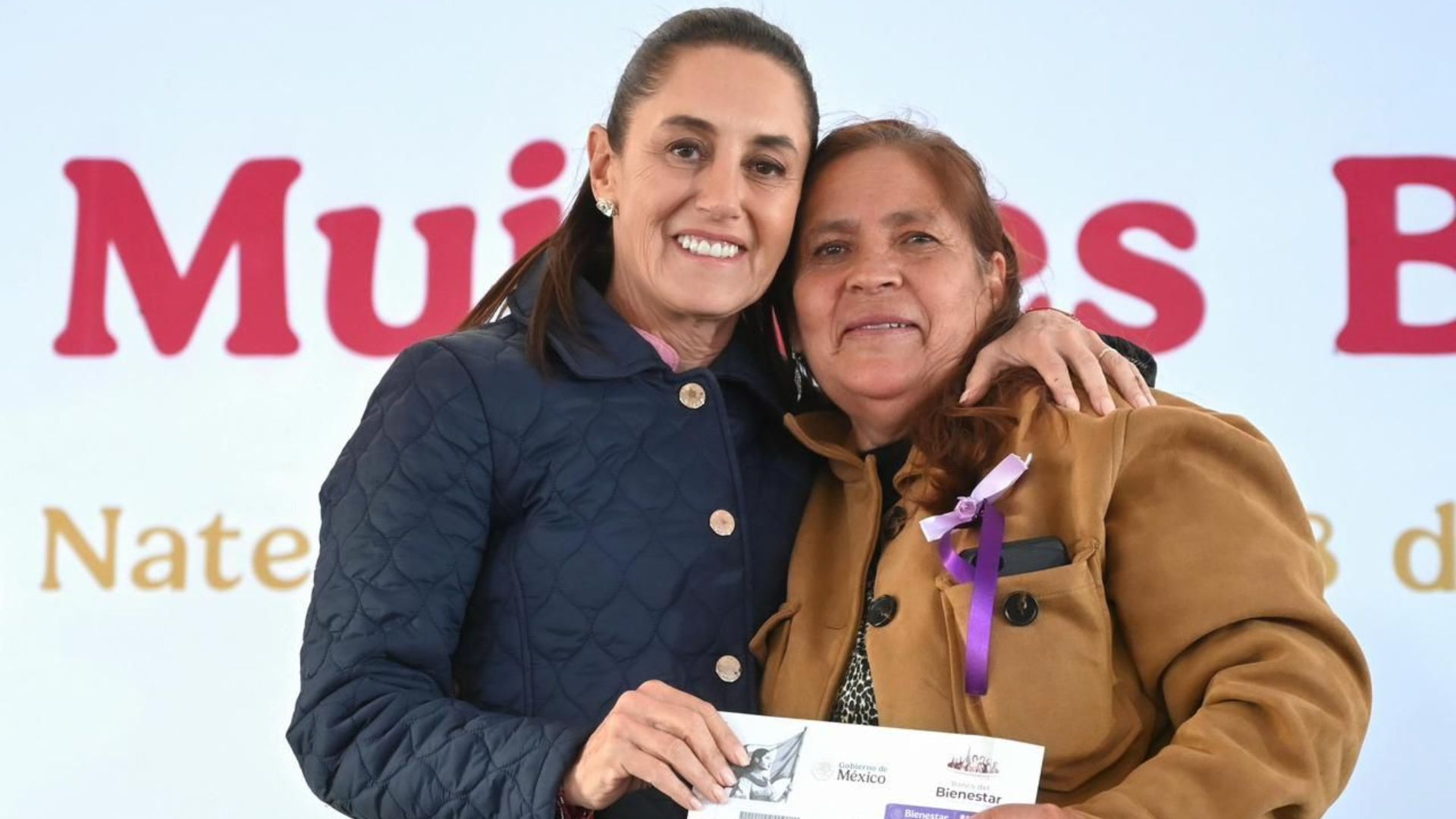 Las beneficiarias de Mujeres con Bienestar Edomex pueden revisar cuánto dinero tienen disponible en su tarjeta sin acudir al banco / ESPECIAL GOBMX