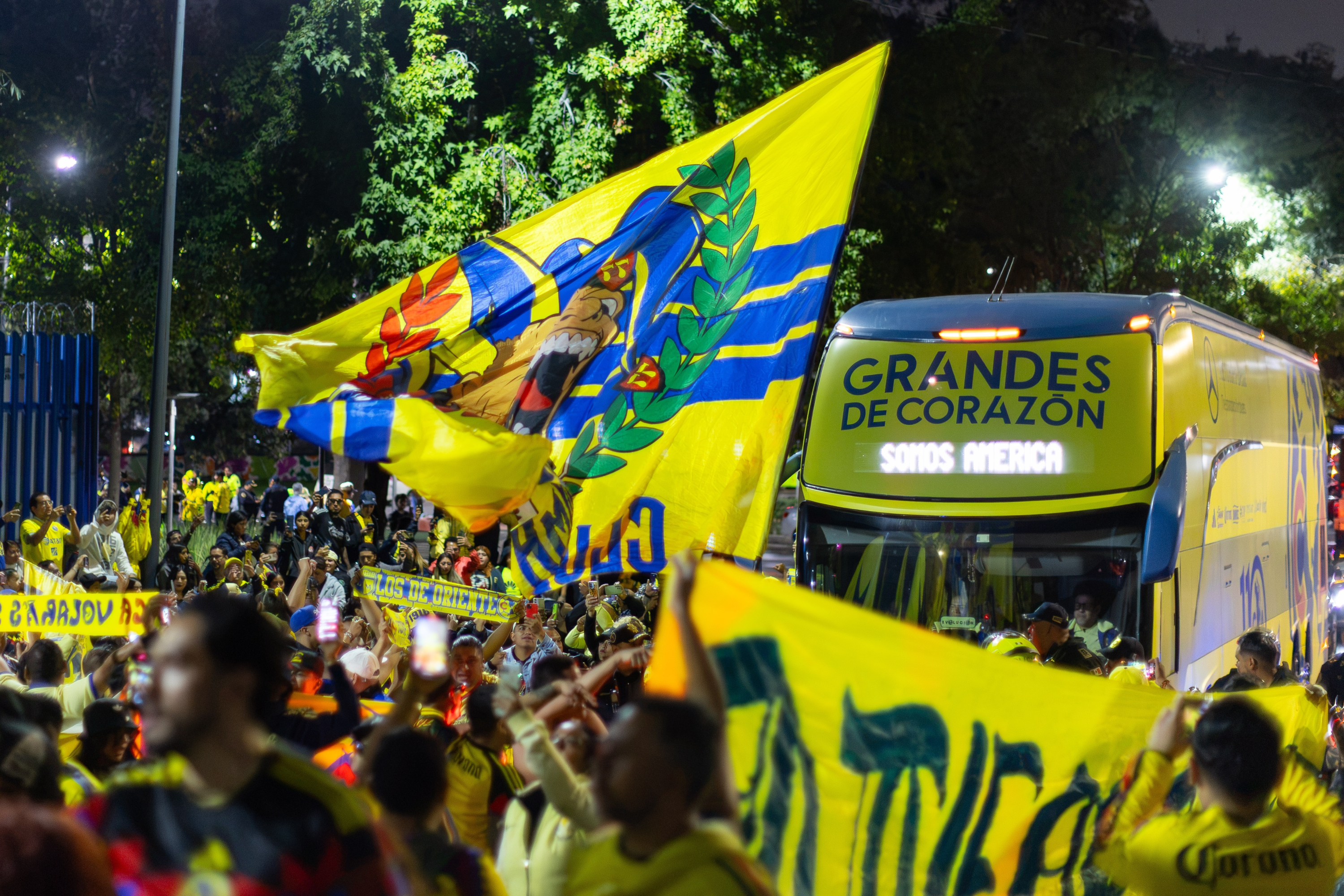 Afición del América. MEXSPORT