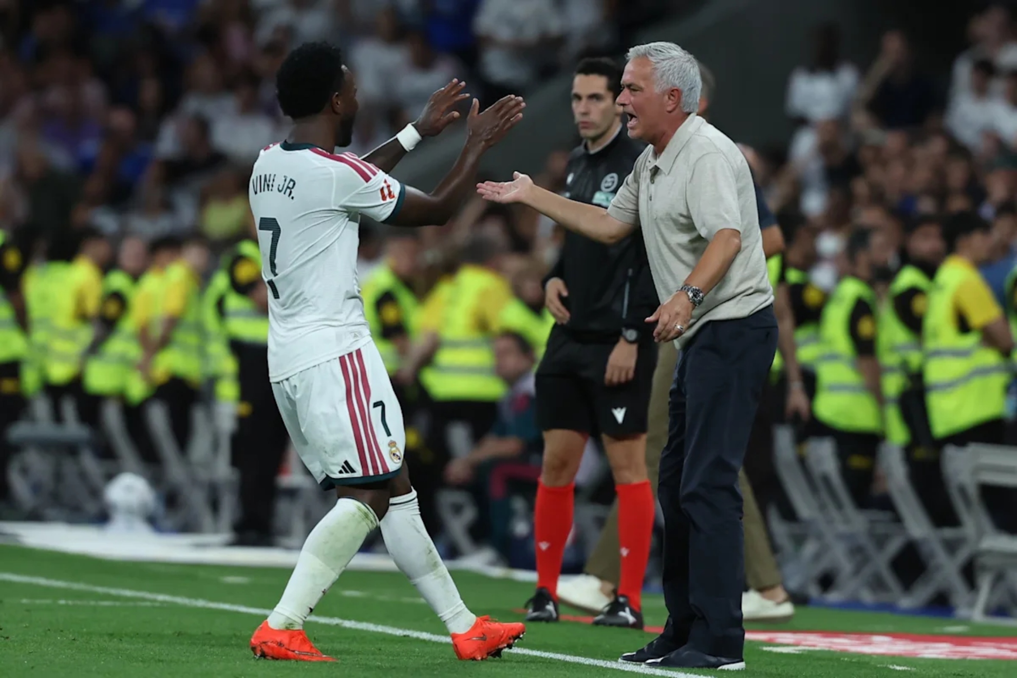 Vini y Mou, durante un partido EFE