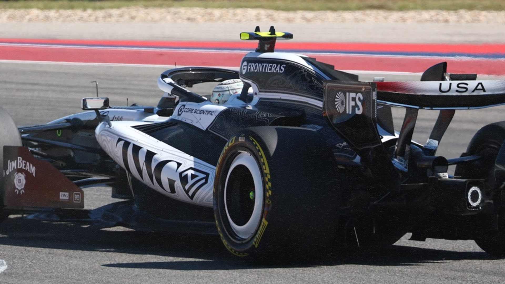 Colton Herta se subió al auto de Checo Pérez en la FP1 / Cadillac F1 Team