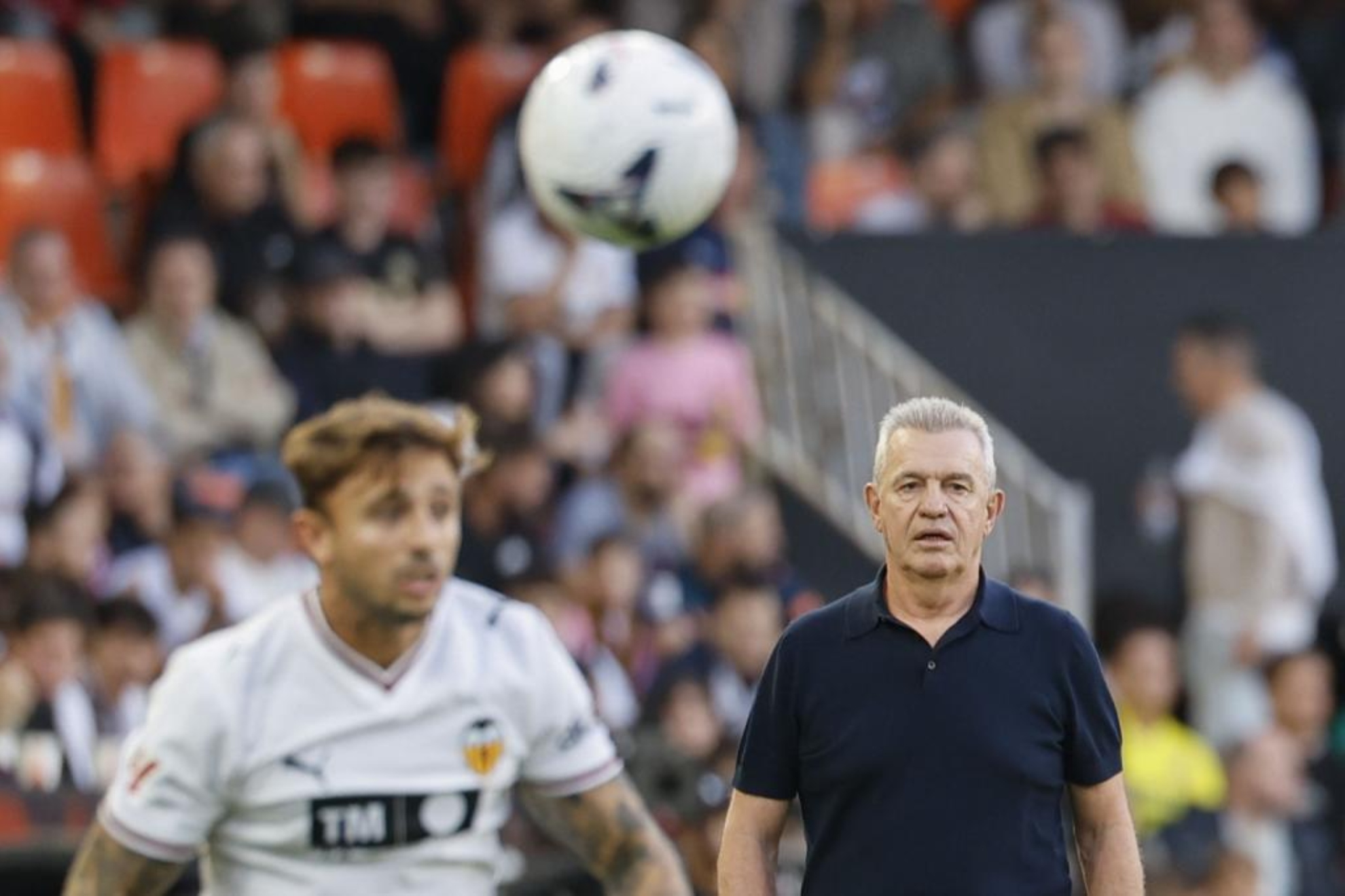 Maffeo y Aguirre, durante el Valencia vs Villarreal. EFE