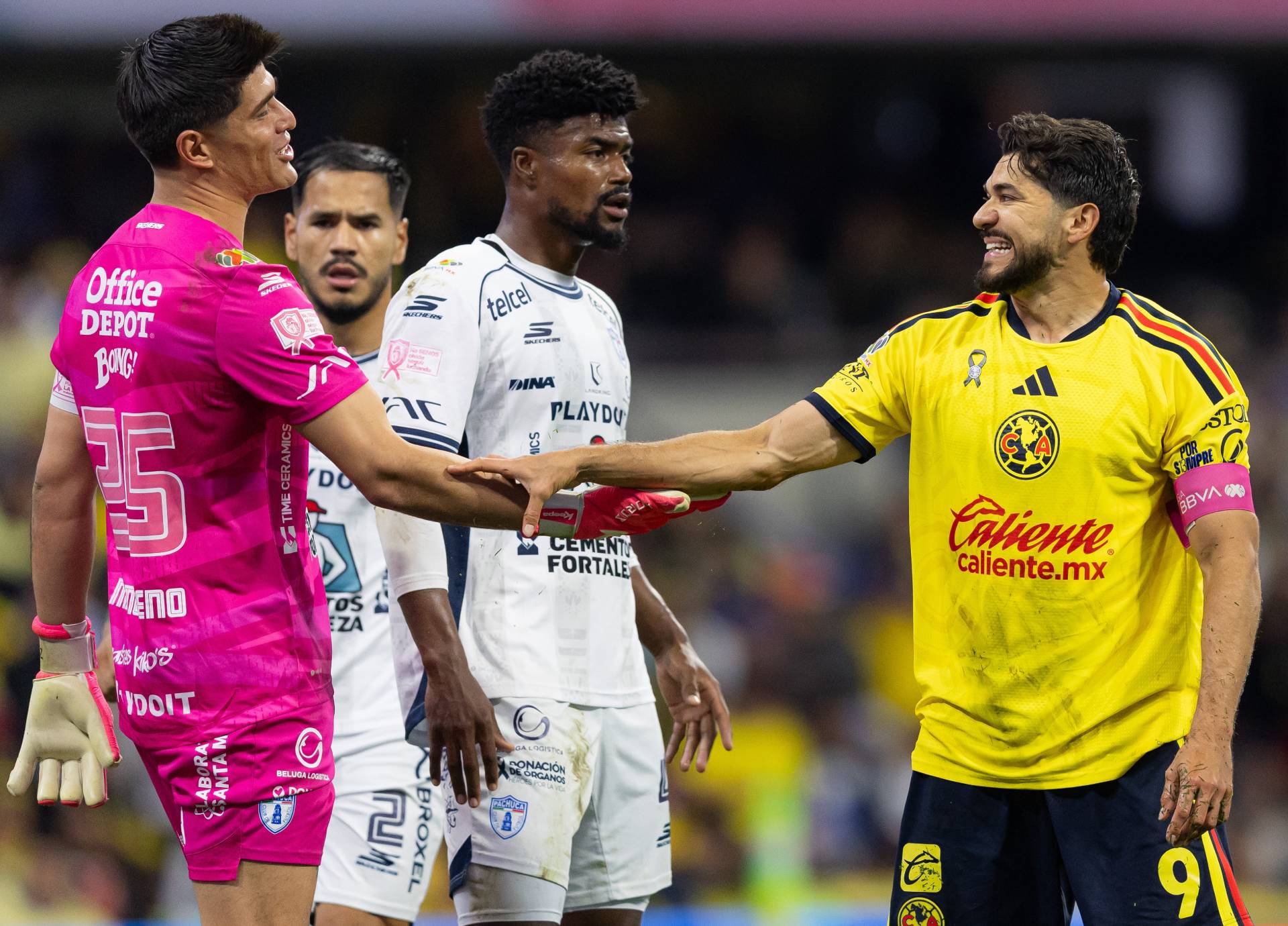 Azteca Henry Tabla de goleo Liga MX: Henry Martín anota, pero Salomón Rondón sigue ...