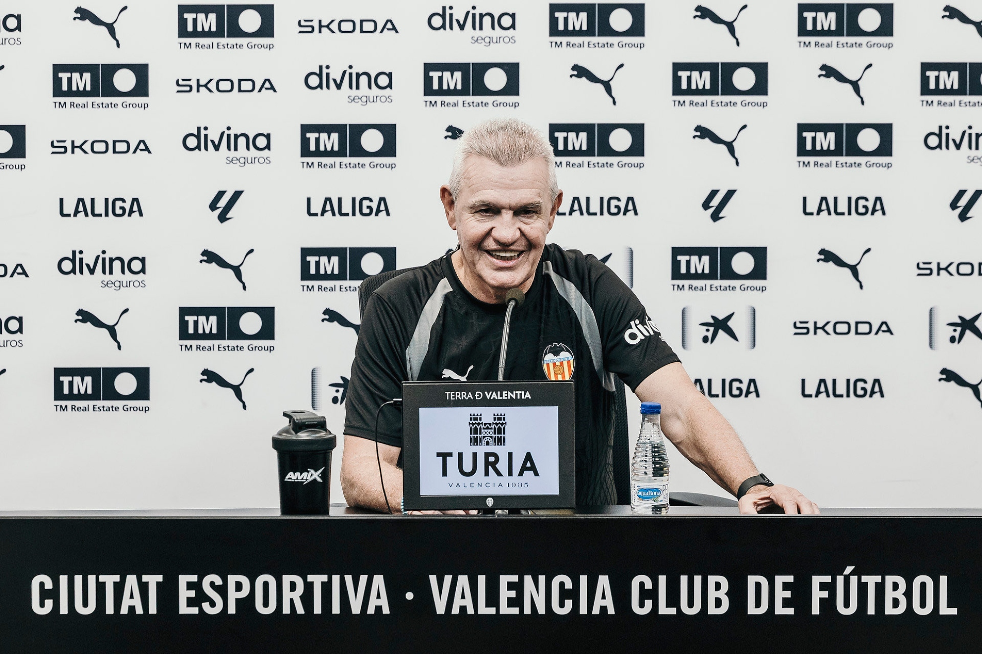 Javier Aguirre. VALENCIA CF
