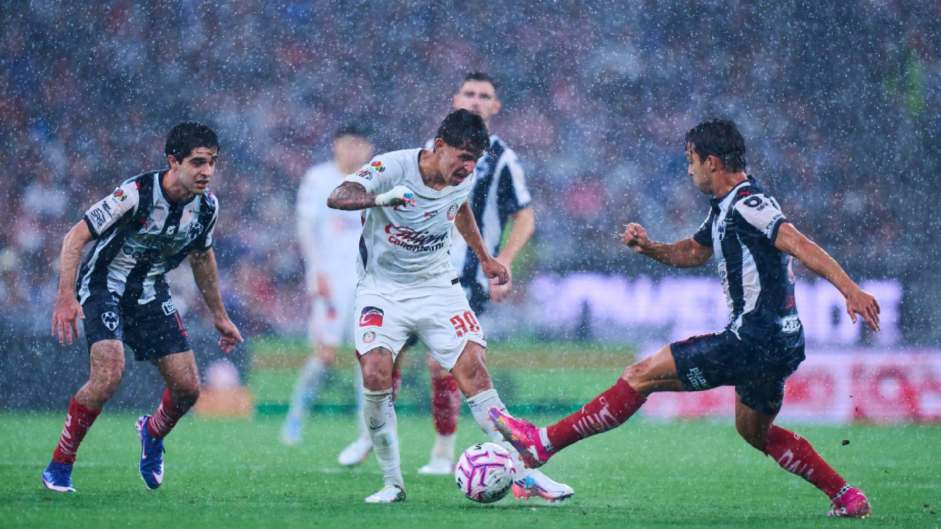 Rayados vs Chivas / Mexsport