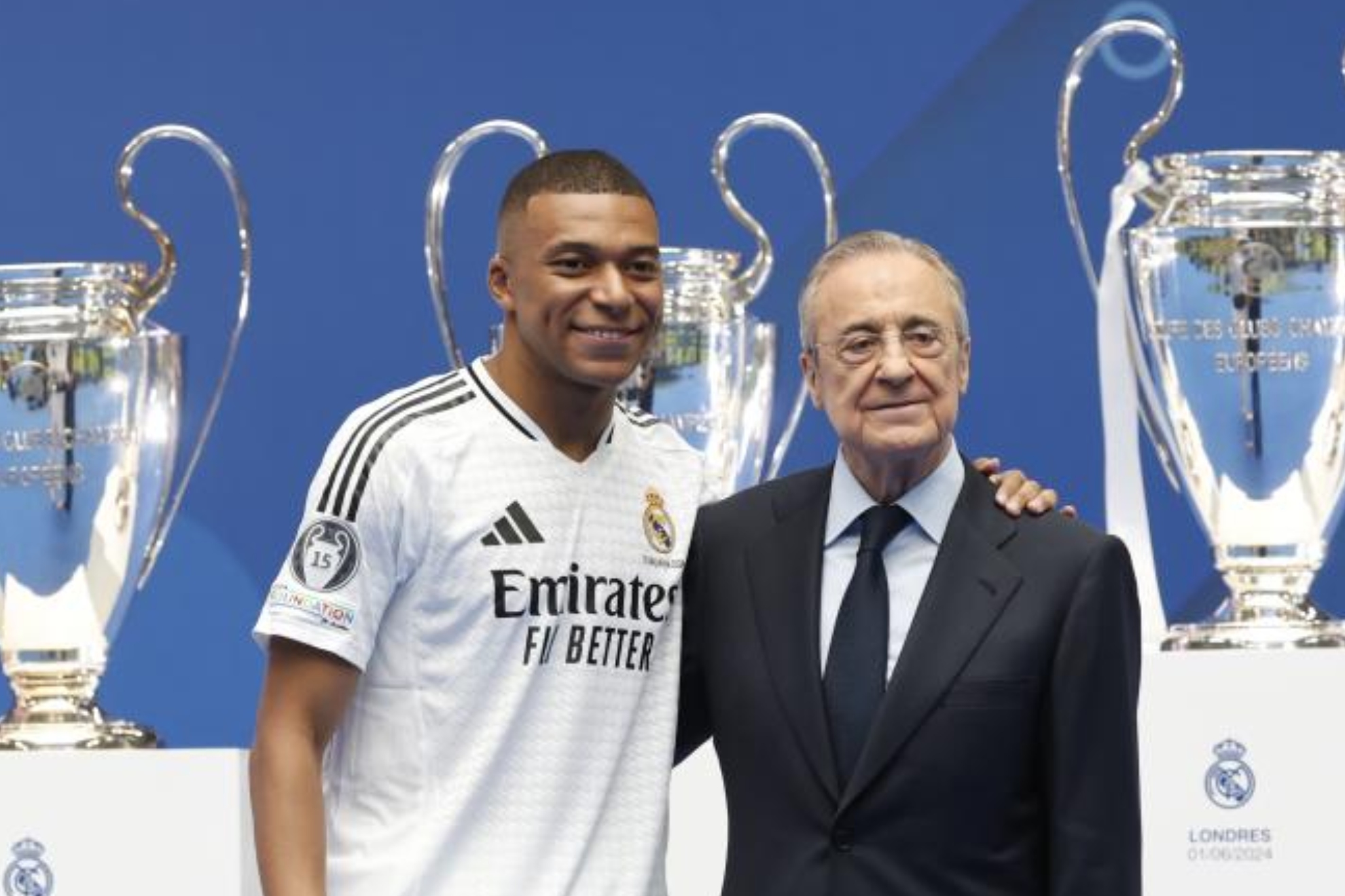 Mbappé y Florentino Pérez. EFE