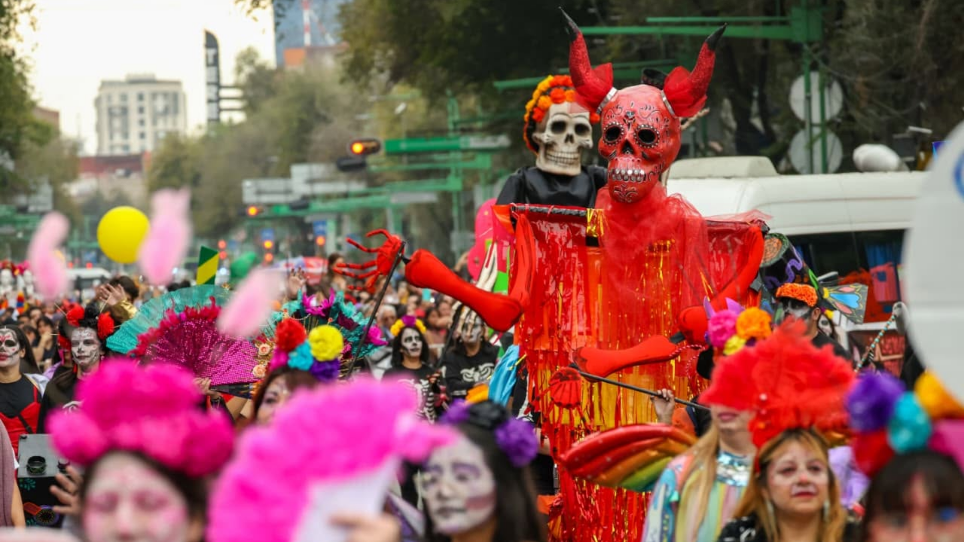 El Desfile de Día de Muertos termina en el Zócalo. / ESPECIAL